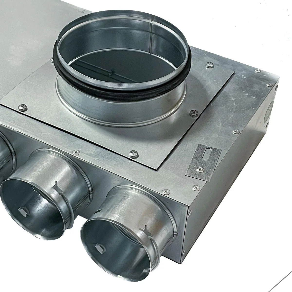 Quiet-Vent 75mm 10 Point  Adjustable Top Entry Distribution box 150mm spigot - Image 4